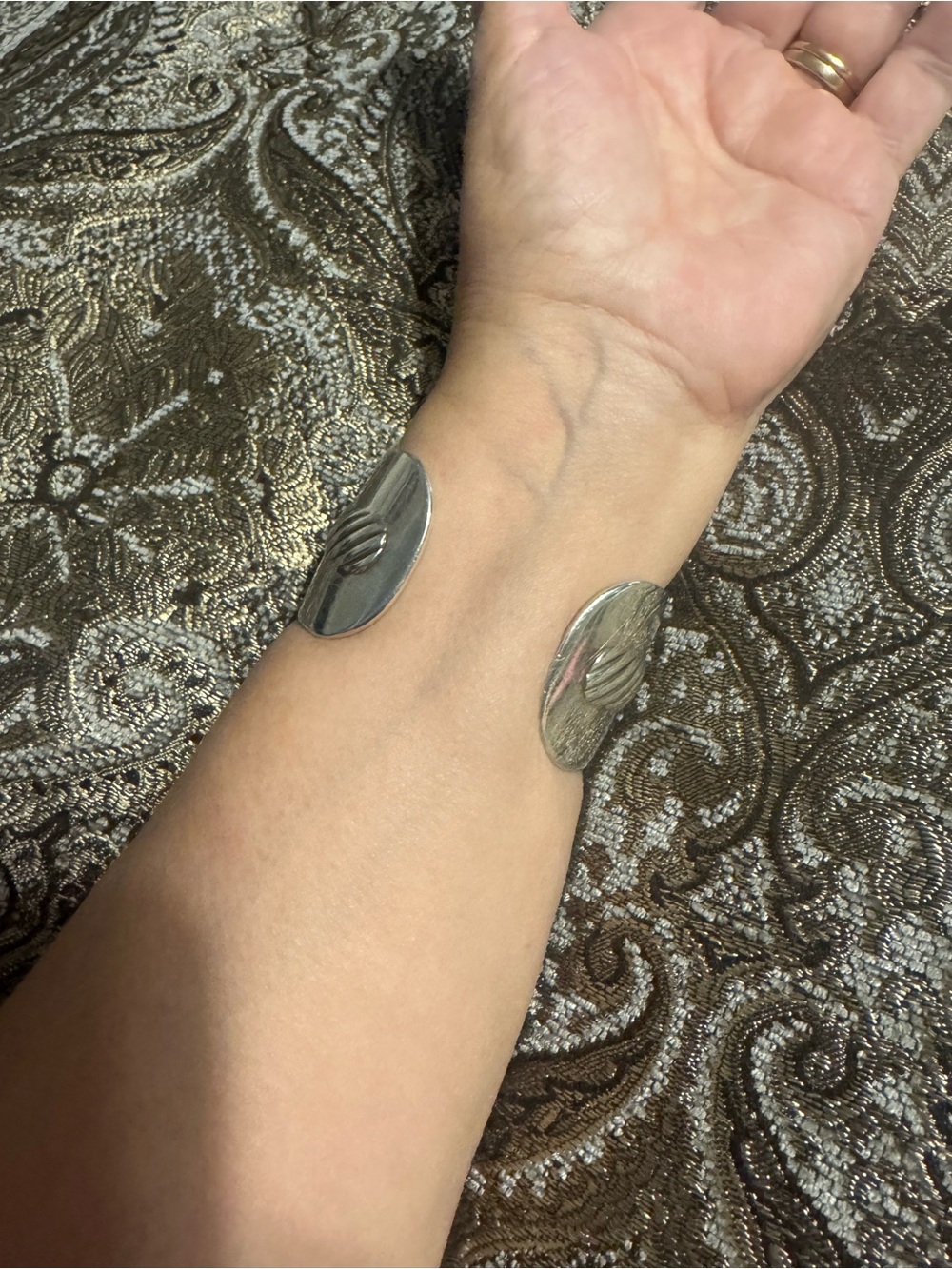 David Yurman wide cuff with 18k Buckle Rare 😳❤️ - Picture 3 of 17